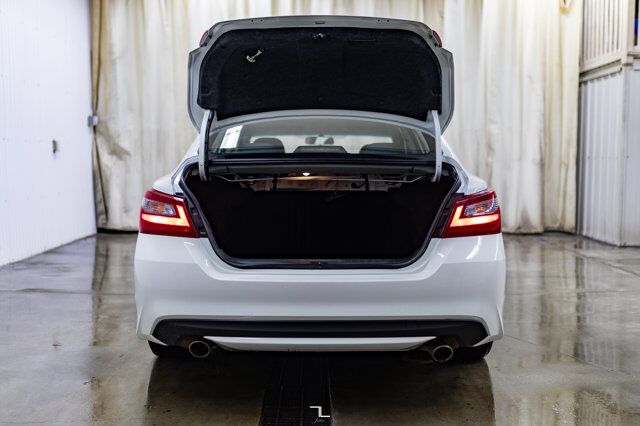 2018 Nissan Altima S BCam Red Deer AB