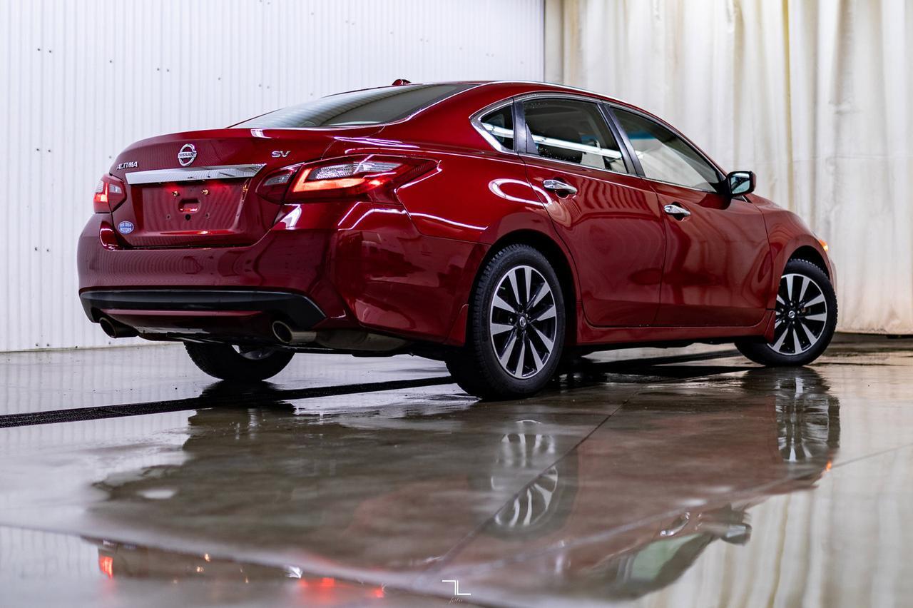 2018 Nissan Altima SV Nav Roof BCam Red Deer AB