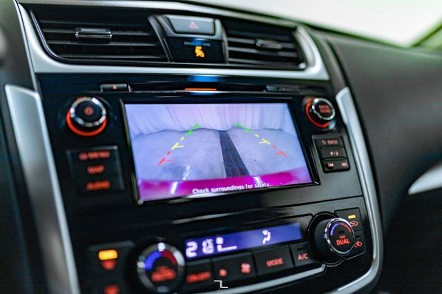 2018 Nissan Altima SV Nav Roof BCam Red Deer AB