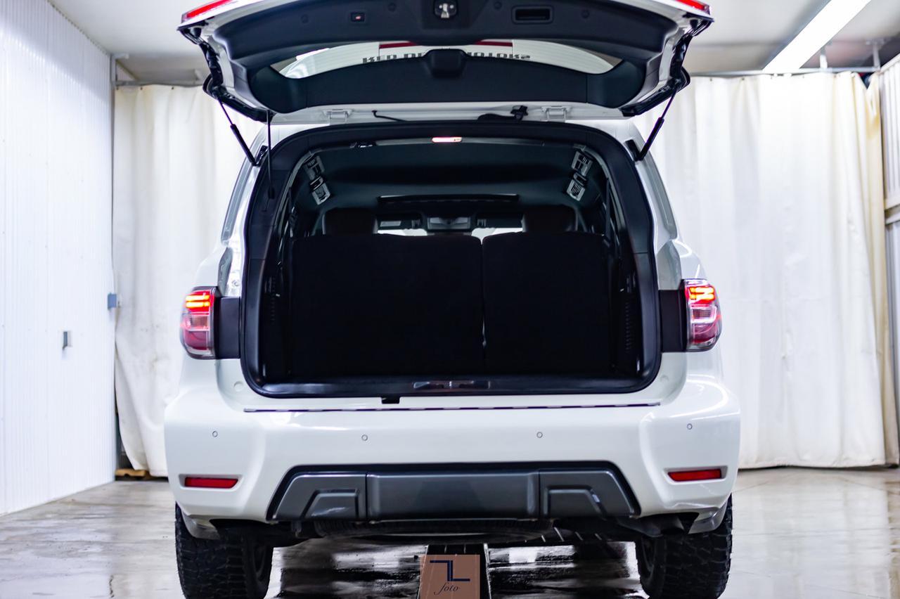 2018 Nissan Armada AWD Platinum Reserve Leather Roof Nav TV&apos;s Red Deer AB