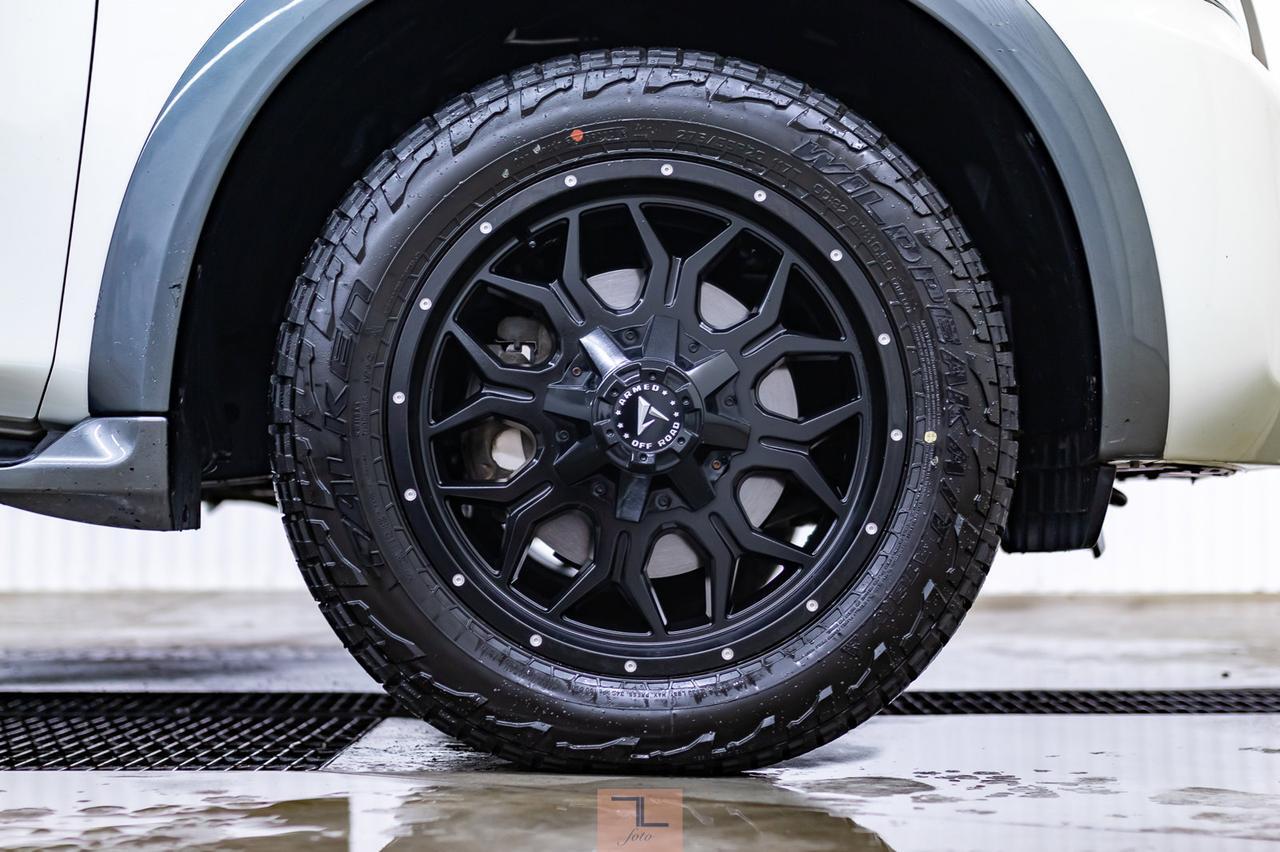 2018 Nissan Armada AWD Platinum Reserve Leather Roof Nav TV&apos;s Red Deer AB