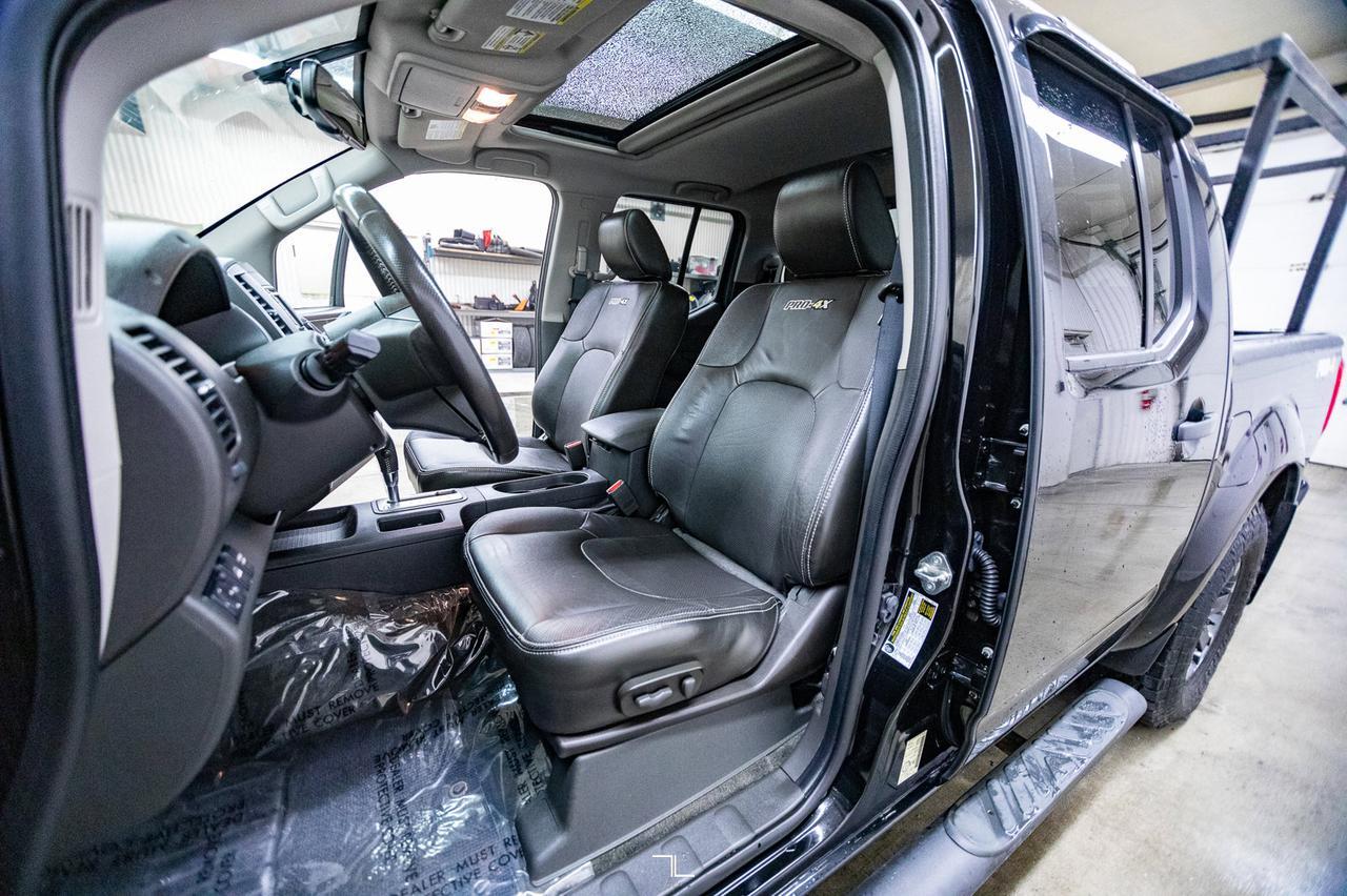 2018 Nissan Frontier 4x4 Crew Cab Pro-4X Leather Roof Nav Red Deer AB