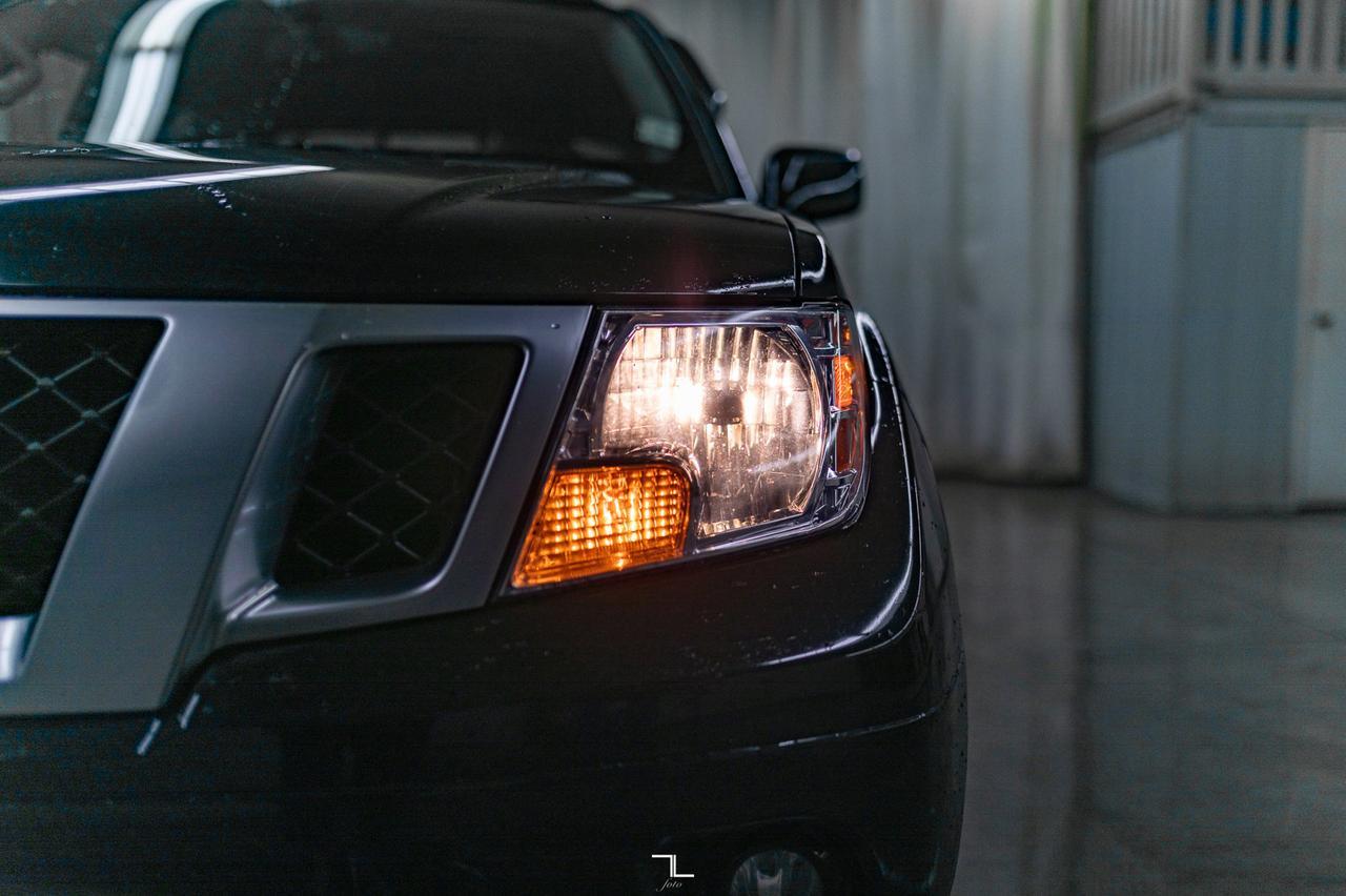 2018 Nissan Frontier 4x4 Crew Cab Pro-4X Leather Roof Nav Red Deer AB