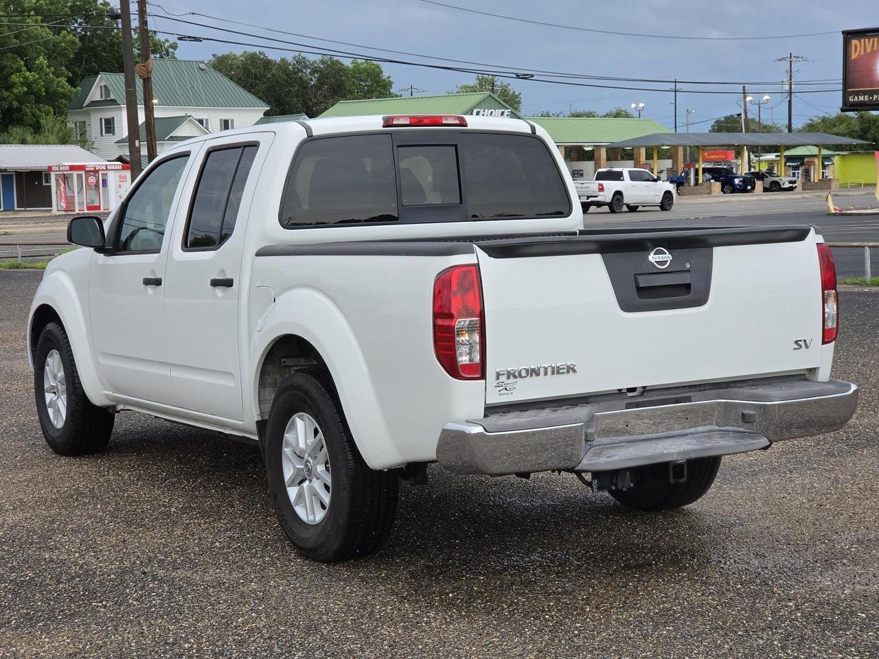 2018 Nissan Frontier Crew Cab 4x2 SV V6 Auto Beeville TX