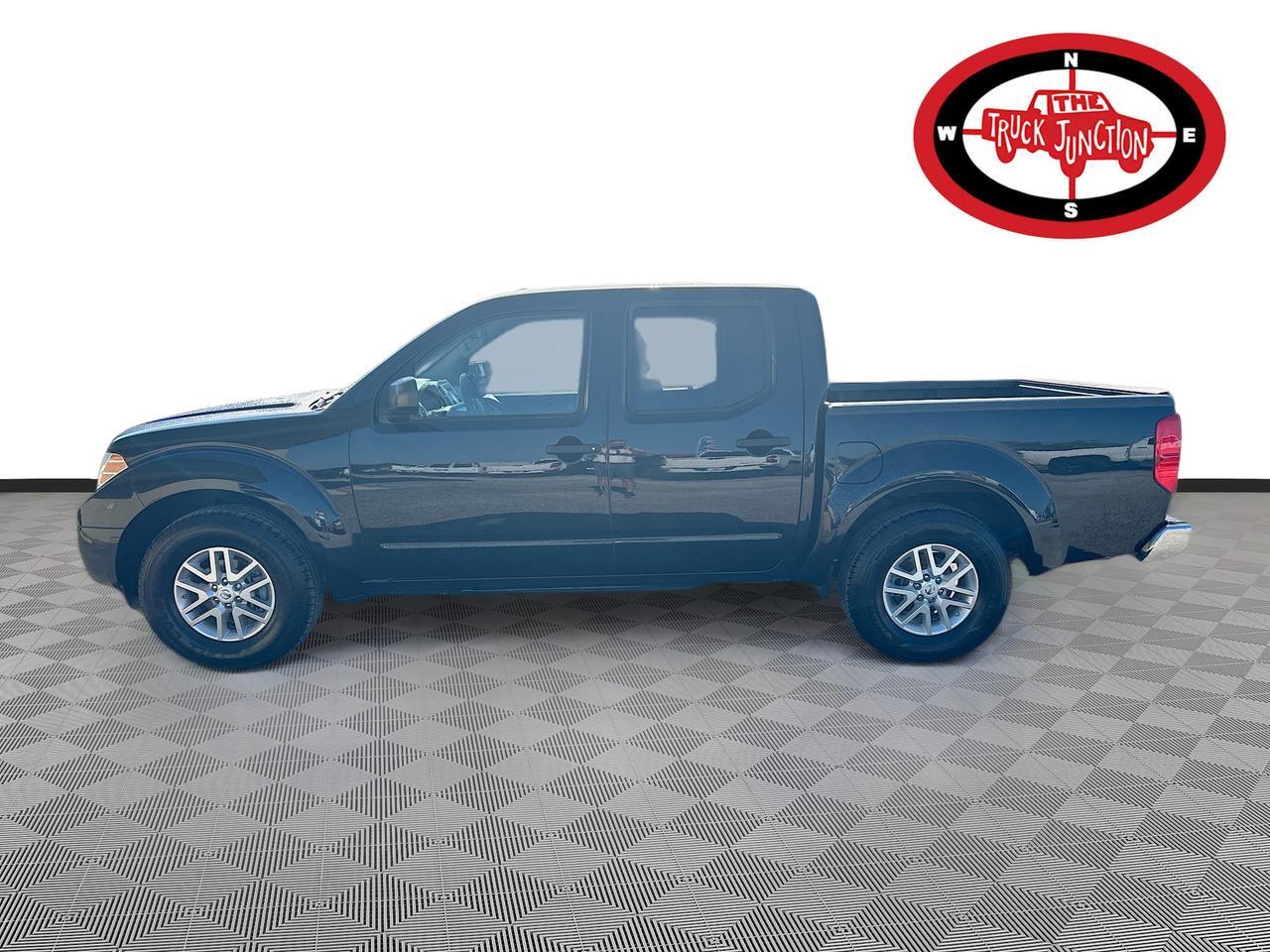 2018 Nissan Frontier Crew Cab SV photo 4