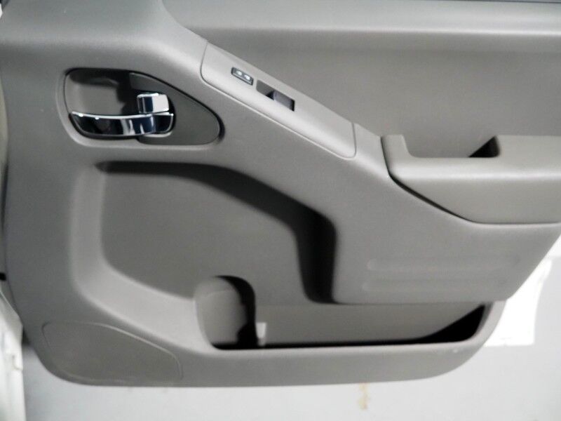 2018 Nissan Frontier Crew Cab SV V6 *VALUE TRUCK PKG, BACKUP-CAMERA, REAR SONAR, HEATED SEATS, MULTI-FUNCTION STEERING WHEEL, ALLOY WHEELS, BED LINER, BLUETOOTH PHONE & AUDIO Round Rock TX