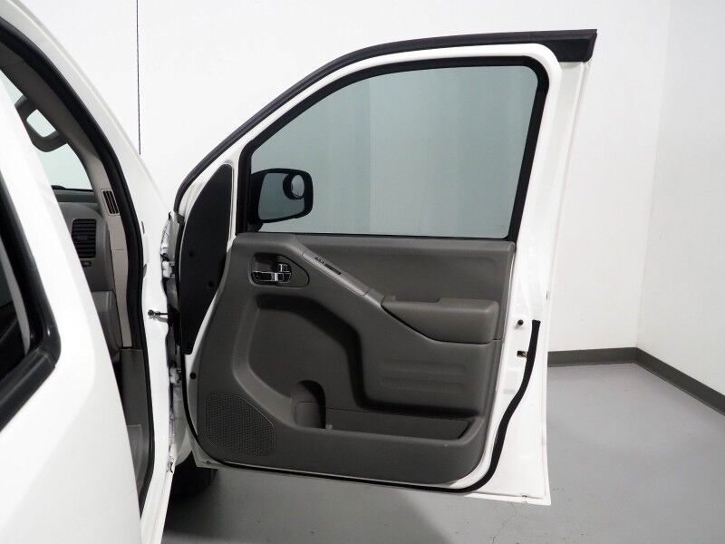 2018 Nissan Frontier Crew Cab SV V6 *VALUE TRUCK PKG, BACKUP-CAMERA, REAR SONAR, HEATED SEATS, MULTI-FUNCTION STEERING WHEEL, ALLOY WHEELS, BED LINER, BLUETOOTH PHONE & AUDIO Round Rock TX