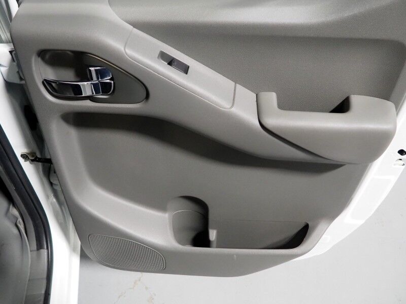 2018 Nissan Frontier Crew Cab SV V6 *VALUE TRUCK PKG, BACKUP-CAMERA, REAR SONAR, HEATED SEATS, MULTI-FUNCTION STEERING WHEEL, ALLOY WHEELS, BED LINER, BLUETOOTH PHONE & AUDIO Round Rock TX