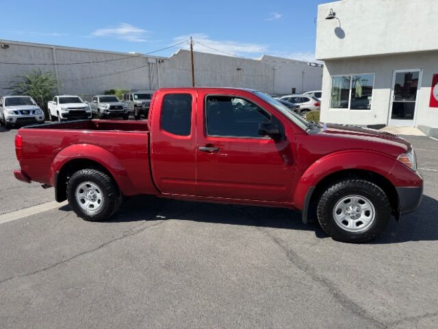 2018 Nissan Frontier S King Cab I4 5AT 2WD