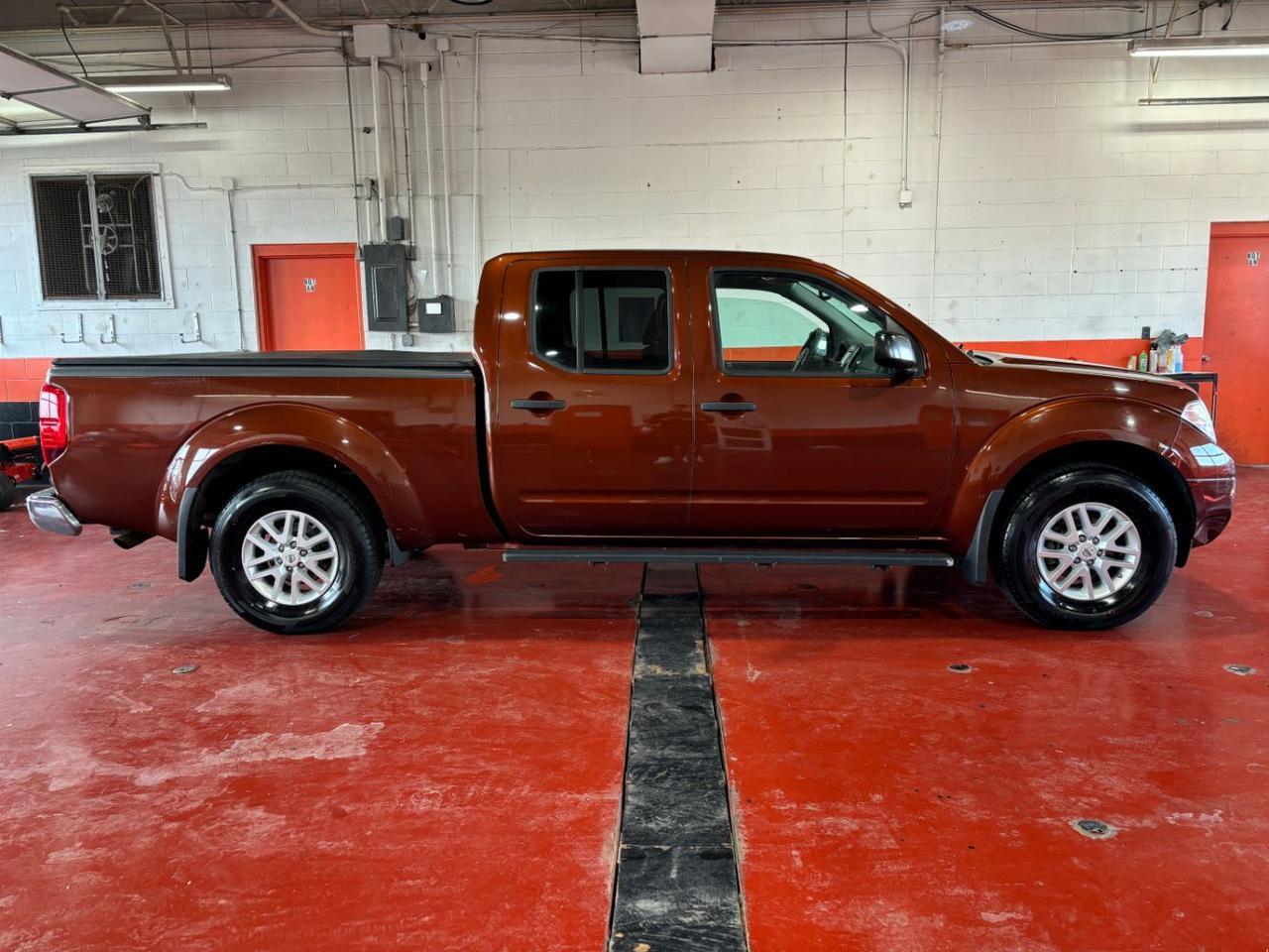 2018 Nissan Frontier SV V6 Crew Cab 4WD