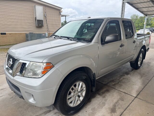 2018 Nissan Frontier SV photo 3
