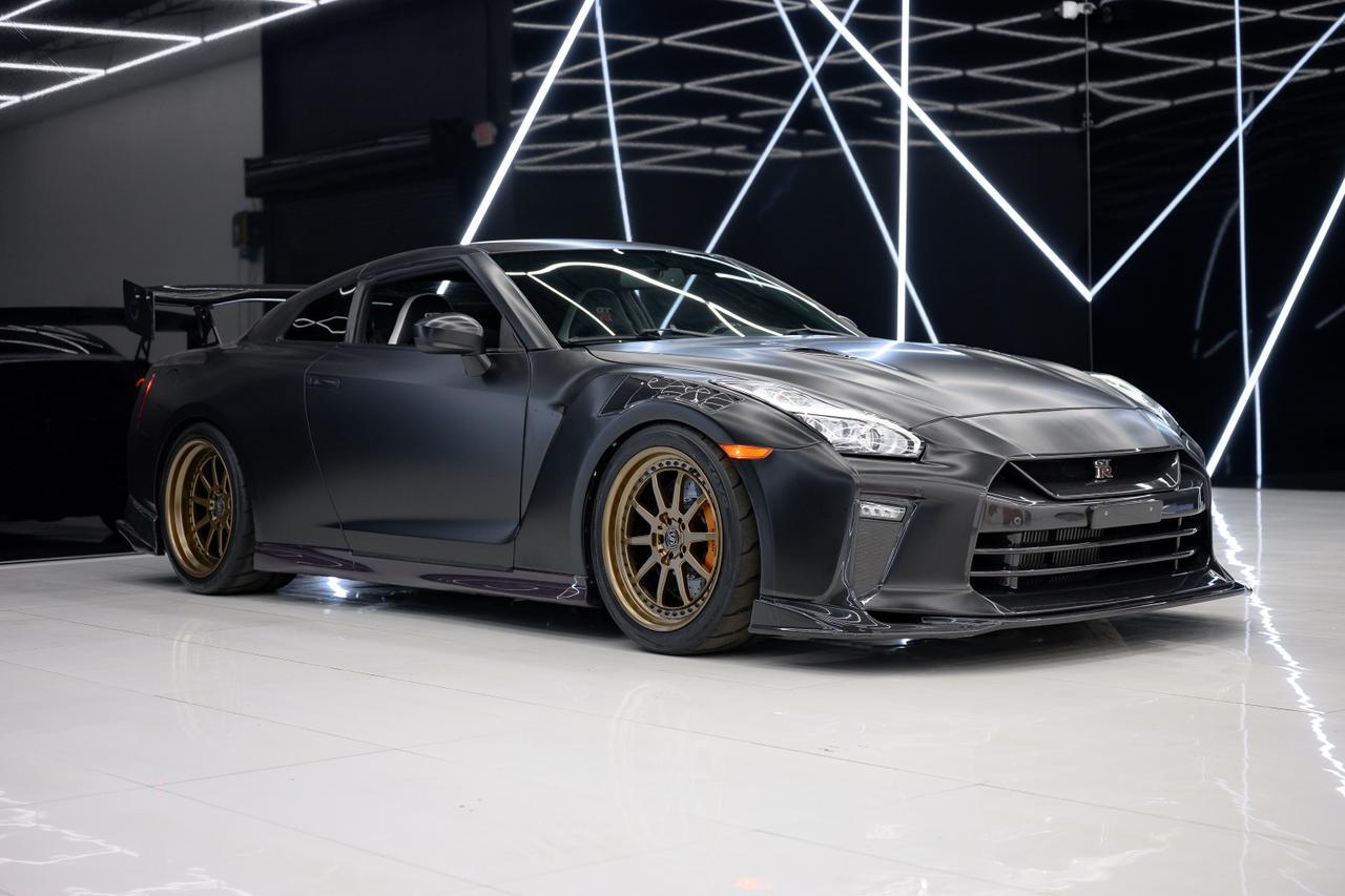 2018 Nissan GT-R Premium