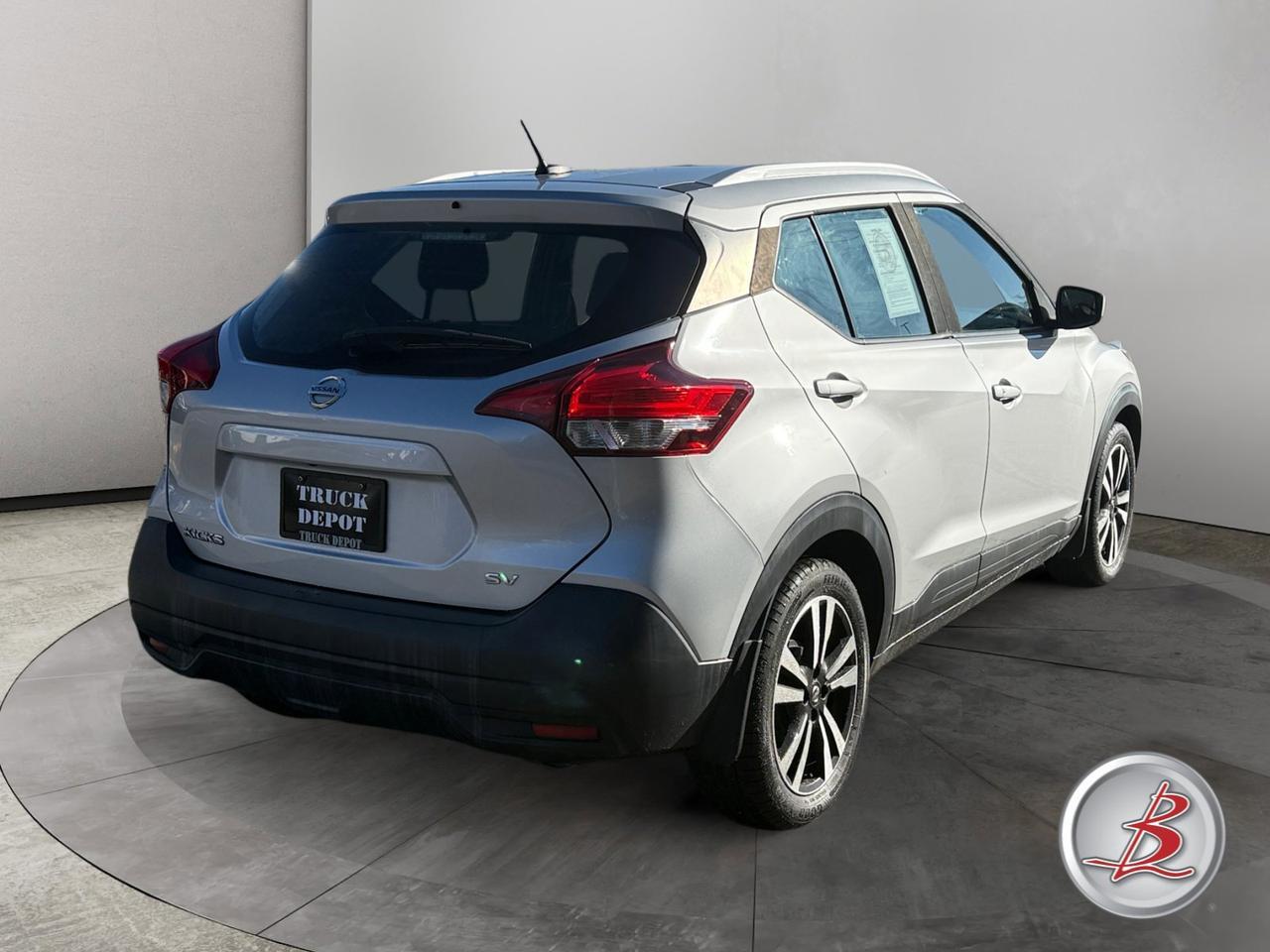 2018 Nissan Kicks SV photo 3