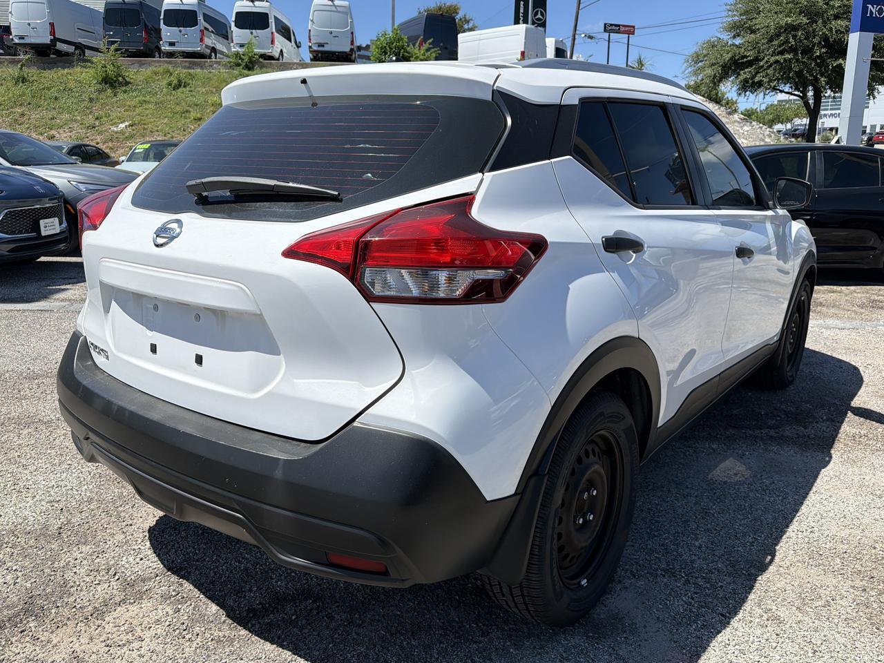 2018 Nissan Kicks S