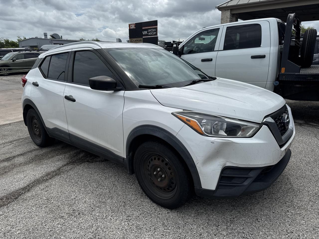 2018 Nissan Kicks S