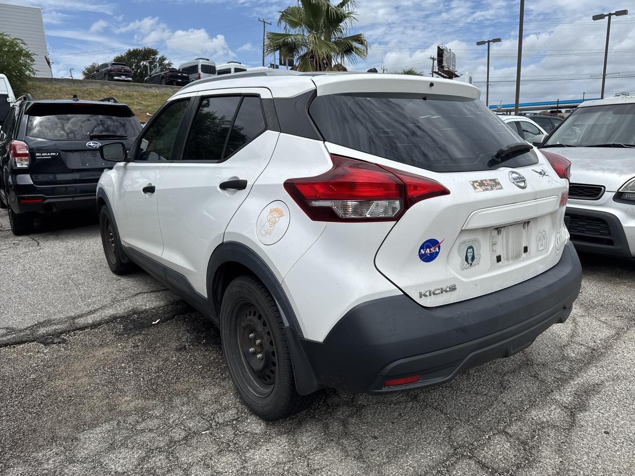 2018 Nissan Kicks S