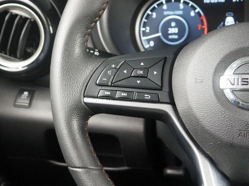 2018 Nissan Kicks SR *PREMIUM PKG, SAFETY ALERTS, 360 VIEW CAMERAS, COLOR TOUCHSCREEN, HEATED SEATS, KEYLESS ENTRY, REMOTE START, LED HEADLIGHTS, BOSE, ANDROID & APPLE Round Rock TX