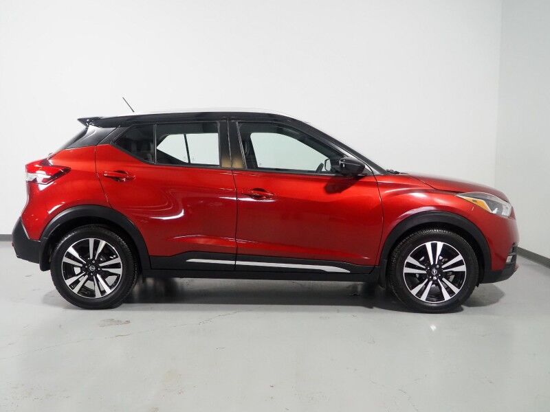 2018 Nissan Kicks SR *PREMIUM PKG, SAFETY ALERTS, 360 VIEW CAMERAS, COLOR TOUCHSCREEN, HEATED SEATS, KEYLESS ENTRY, REMOTE START, LED HEADLIGHTS, BOSE, ANDROID & APPLE Round Rock TX