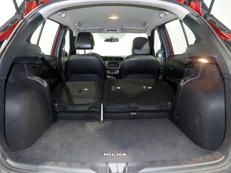 2018 Nissan Kicks SR *PREMIUM PKG, SAFETY ALERTS, 360 VIEW CAMERAS, COLOR TOUCHSCREEN, HEATED SEATS, KEYLESS ENTRY, REMOTE START, LED HEADLIGHTS, BOSE, ANDROID & APPLE Round Rock TX