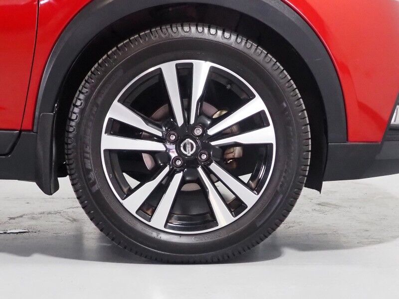 2018 Nissan Kicks SR *PREMIUM PKG, SAFETY ALERTS, 360 VIEW CAMERAS, COLOR TOUCHSCREEN, HEATED SEATS, KEYLESS ENTRY, REMOTE START, LED HEADLIGHTS, BOSE, ANDROID & APPLE Round Rock TX