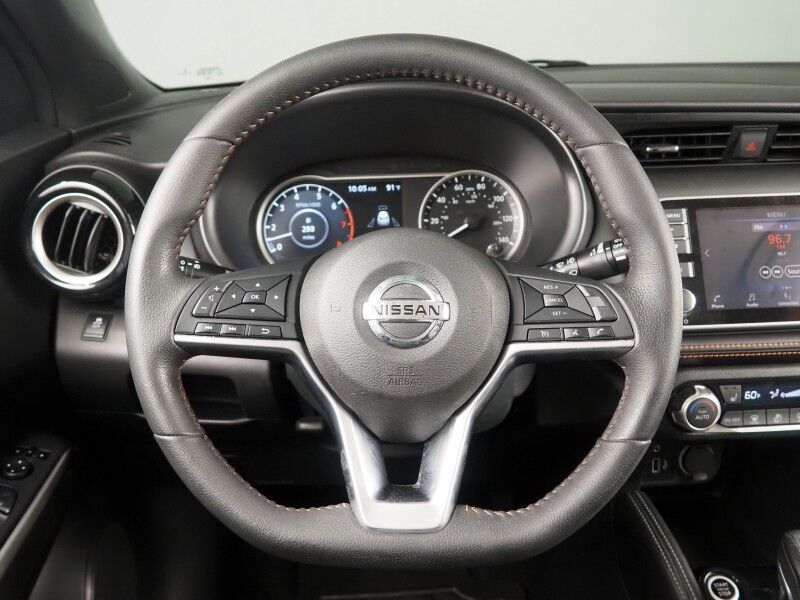 2018 Nissan Kicks SR *PREMIUM PKG, SAFETY ALERTS, 360 VIEW CAMERAS, COLOR TOUCHSCREEN, HEATED SEATS, KEYLESS ENTRY, REMOTE START, LED HEADLIGHTS, BOSE, ANDROID & APPLE Round Rock TX