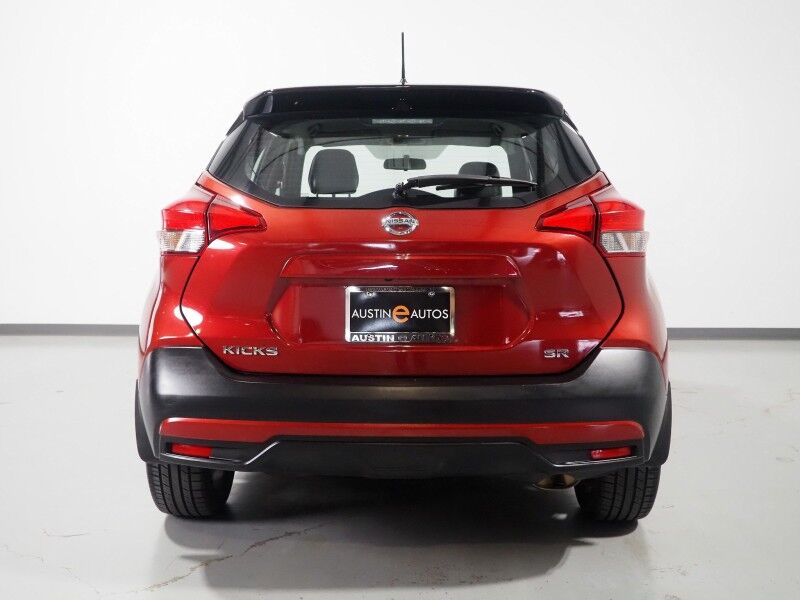 2018 Nissan Kicks SR *PREMIUM PKG, SAFETY ALERTS, 360 VIEW CAMERAS, COLOR TOUCHSCREEN, HEATED SEATS, KEYLESS ENTRY, REMOTE START, LED HEADLIGHTS, BOSE, ANDROID & APPLE Round Rock TX