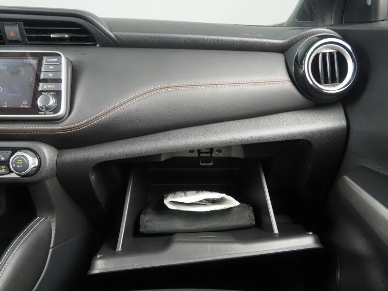 2018 Nissan Kicks SR *PREMIUM PKG, SAFETY ALERTS, 360 VIEW CAMERAS, COLOR TOUCHSCREEN, HEATED SEATS, KEYLESS ENTRY, REMOTE START, LED HEADLIGHTS, BOSE, ANDROID & APPLE Round Rock TX