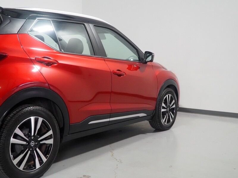 2018 Nissan Kicks SR *PREMIUM PKG, SAFETY ALERTS, 360 VIEW CAMERAS, COLOR TOUCHSCREEN, HEATED SEATS, KEYLESS ENTRY, REMOTE START, LED HEADLIGHTS, BOSE, ANDROID & APPLE Round Rock TX
