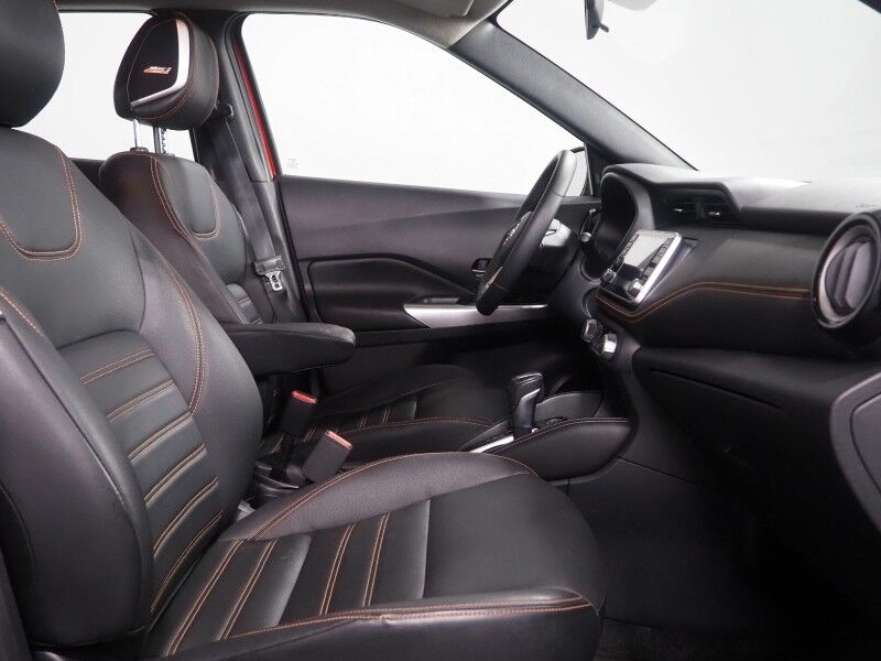 2018 Nissan Kicks SR *PREMIUM PKG, SAFETY ALERTS, 360 VIEW CAMERAS, COLOR TOUCHSCREEN, HEATED SEATS, KEYLESS ENTRY, REMOTE START, LED HEADLIGHTS, BOSE, ANDROID & APPLE Round Rock TX
