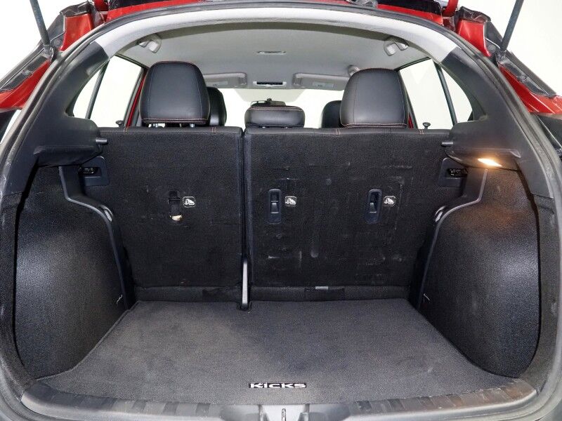 2018 Nissan Kicks SR *PREMIUM PKG, SAFETY ALERTS, 360 VIEW CAMERAS, COLOR TOUCHSCREEN, HEATED SEATS, KEYLESS ENTRY, REMOTE START, LED HEADLIGHTS, BOSE, ANDROID & APPLE Round Rock TX