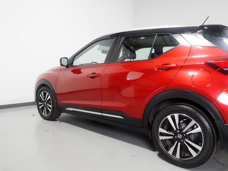 2018 Nissan Kicks SR *PREMIUM PKG, SAFETY ALERTS, 360 VIEW CAMERAS, COLOR TOUCHSCREEN, HEATED SEATS, KEYLESS ENTRY, REMOTE START, LED HEADLIGHTS, BOSE, ANDROID & APPLE Round Rock TX