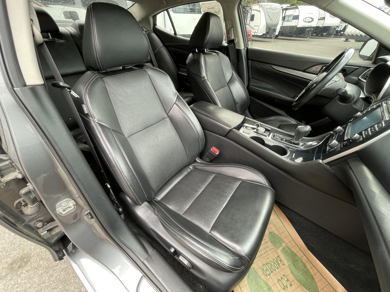 2018 Nissan Maxima 3.5 SL Hayden ID
