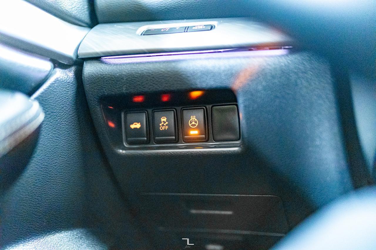 2018 Nissan Maxima SL Leather Roof Nav BCam Red Deer AB