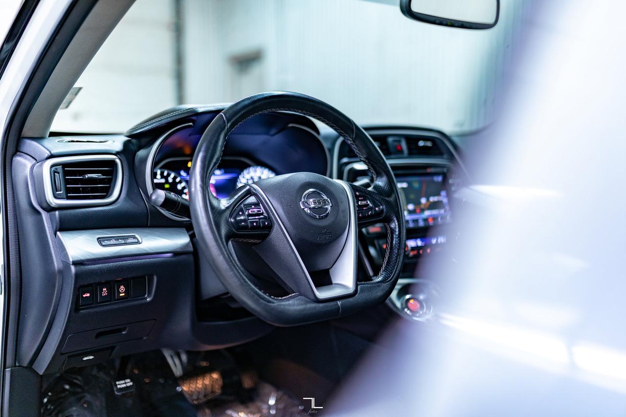 2018 Nissan Maxima SL Leather Roof Nav BCam Red Deer AB