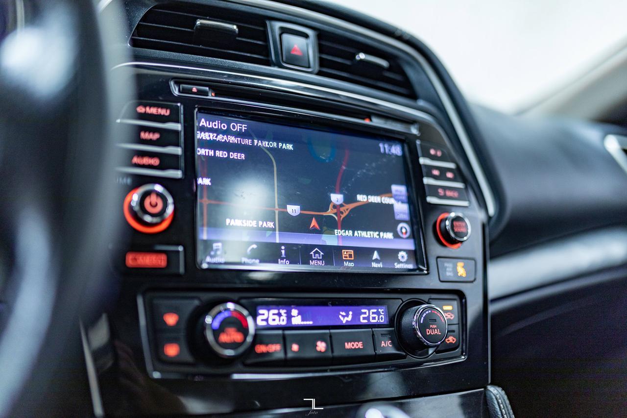 2018 Nissan Maxima SL Leather Roof Nav BCam Red Deer AB