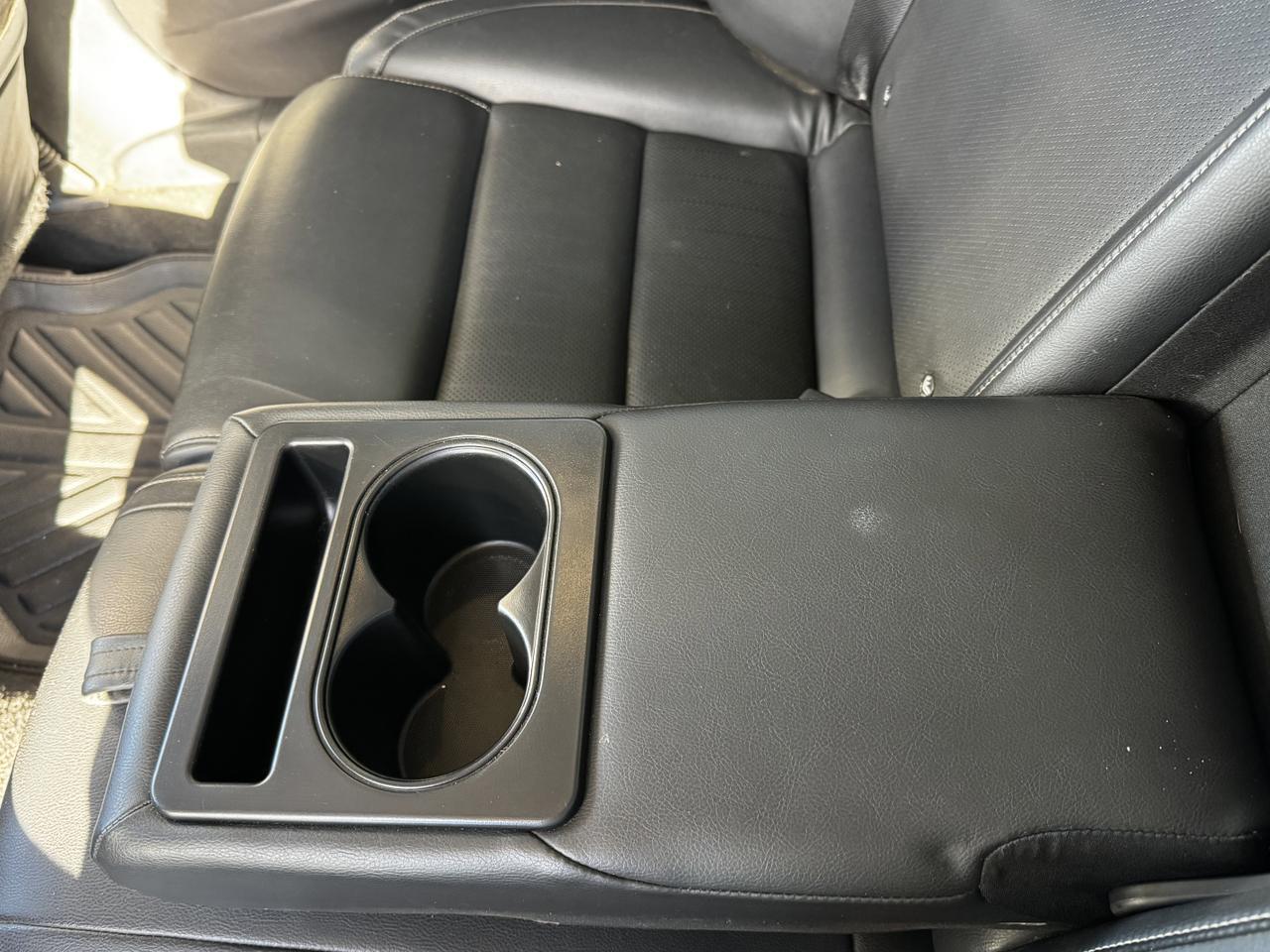 2018 Nissan Maxima SV FWD | Heated Seats | NissanConnect | Backup Camera Redwater AB