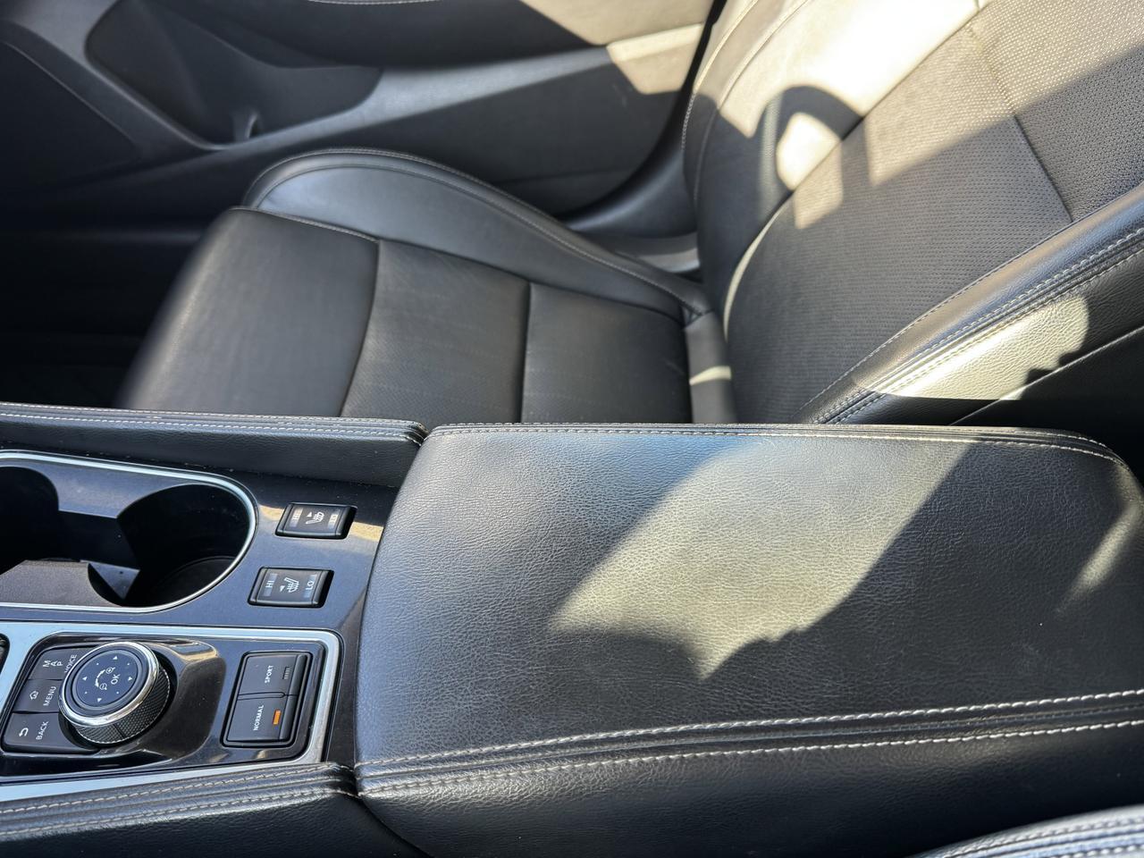 2018 Nissan Maxima SV FWD | Heated Seats | NissanConnect | Backup Camera Redwater AB