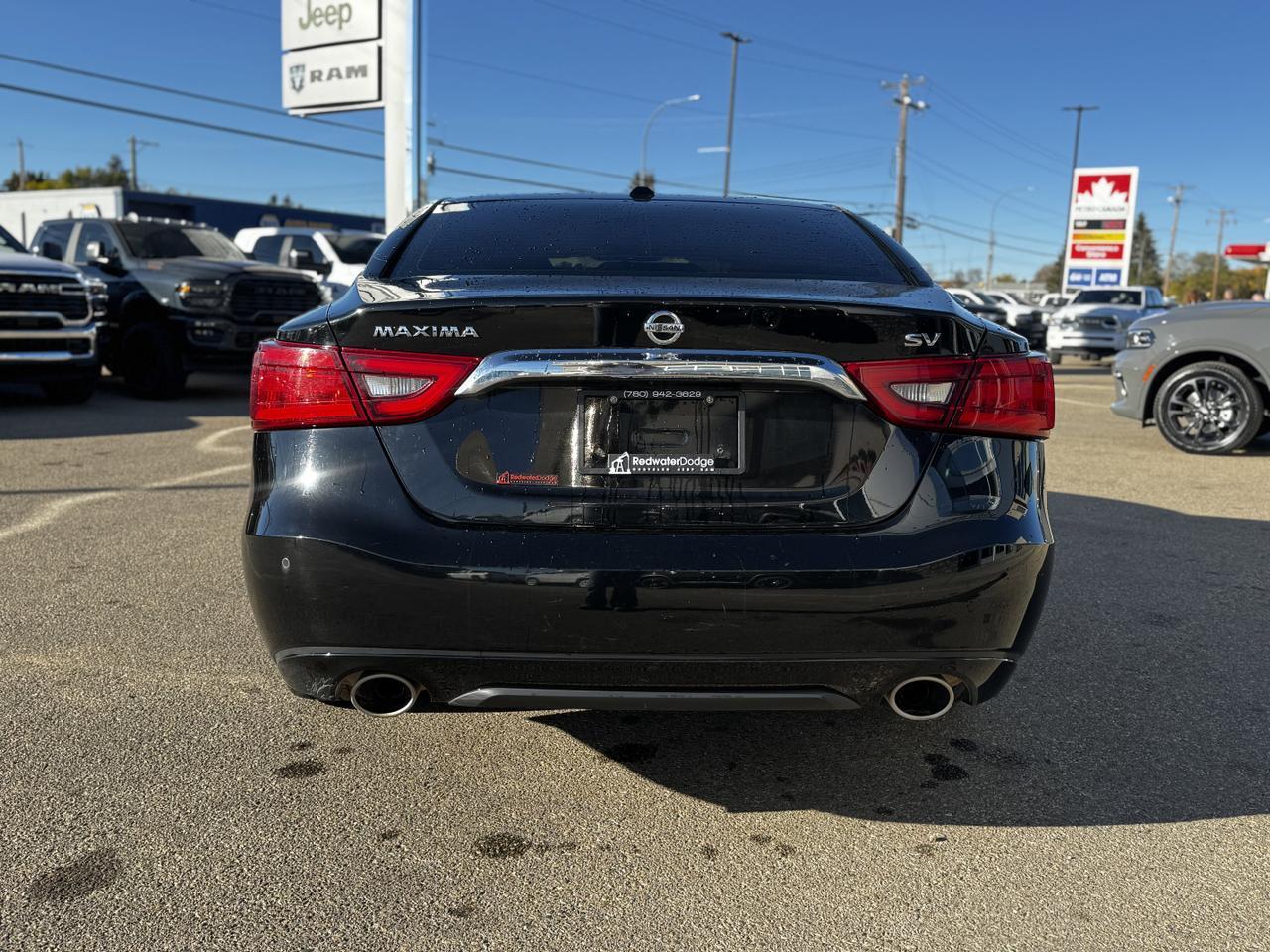 2018 Nissan Maxima SV FWD | Heated Seats | NissanConnect | Backup Camera Redwater AB