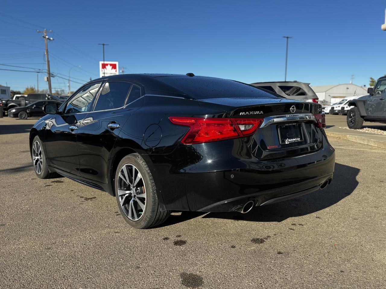 2018 Nissan Maxima SV FWD | Heated Seats | NissanConnect | Backup Camera Redwater AB