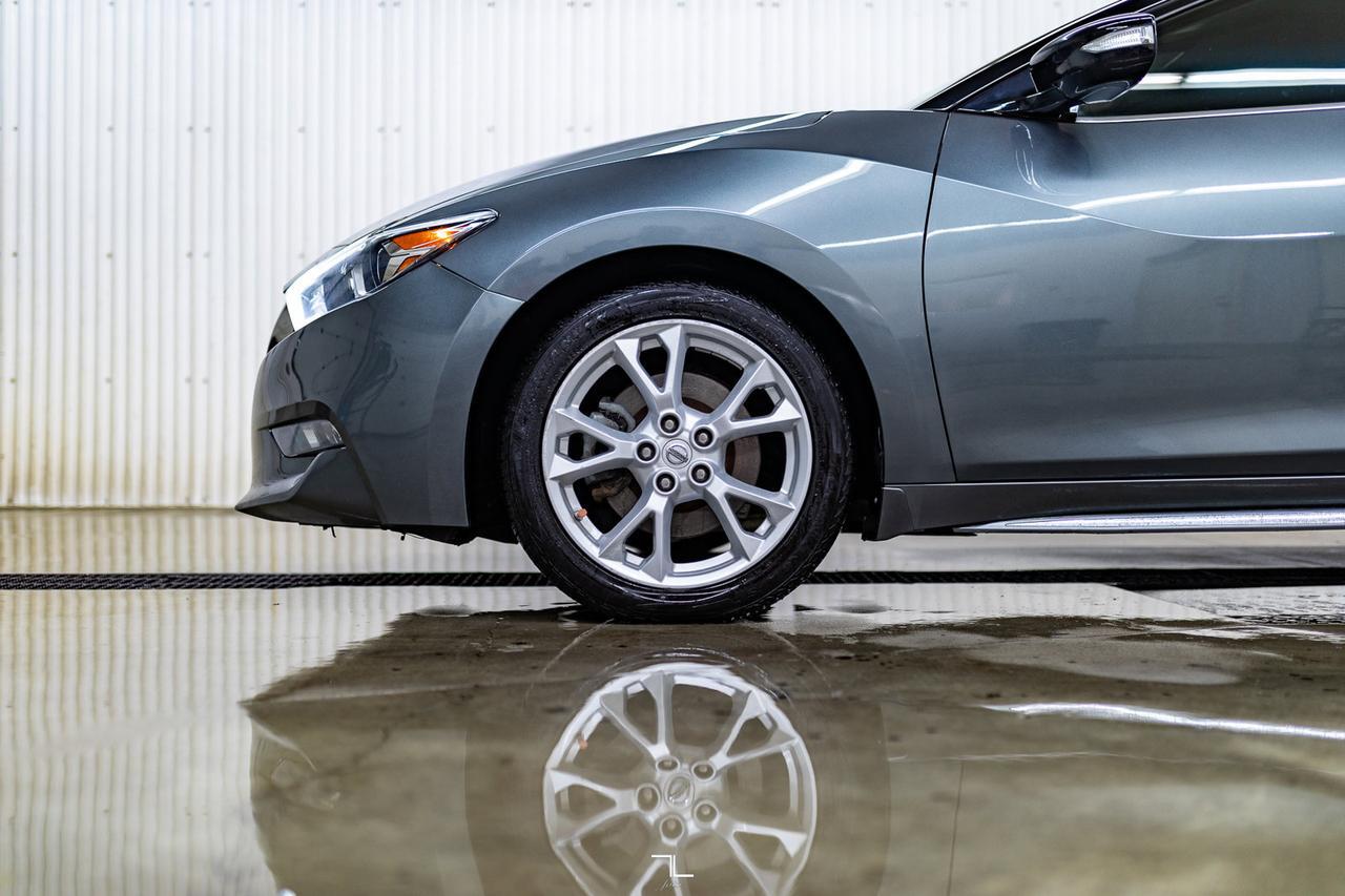 2018 Nissan Maxima SV Leather BCam Red Deer AB