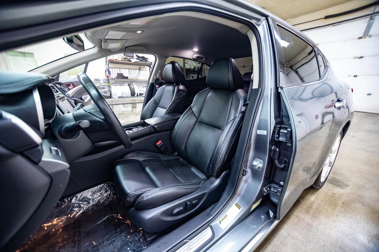 2018 Nissan Maxima SV Leather BCam Red Deer AB