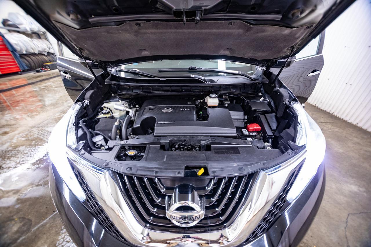 2018 Nissan Murano AWD Platinum Leather Roof Nav BCam Red Deer AB