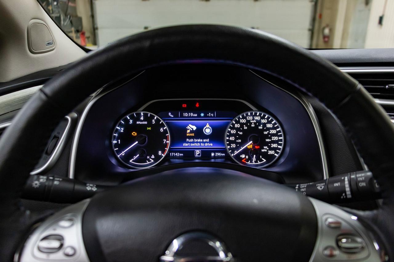 2018 Nissan Murano AWD Platinum Leather Roof Nav Red Deer AB