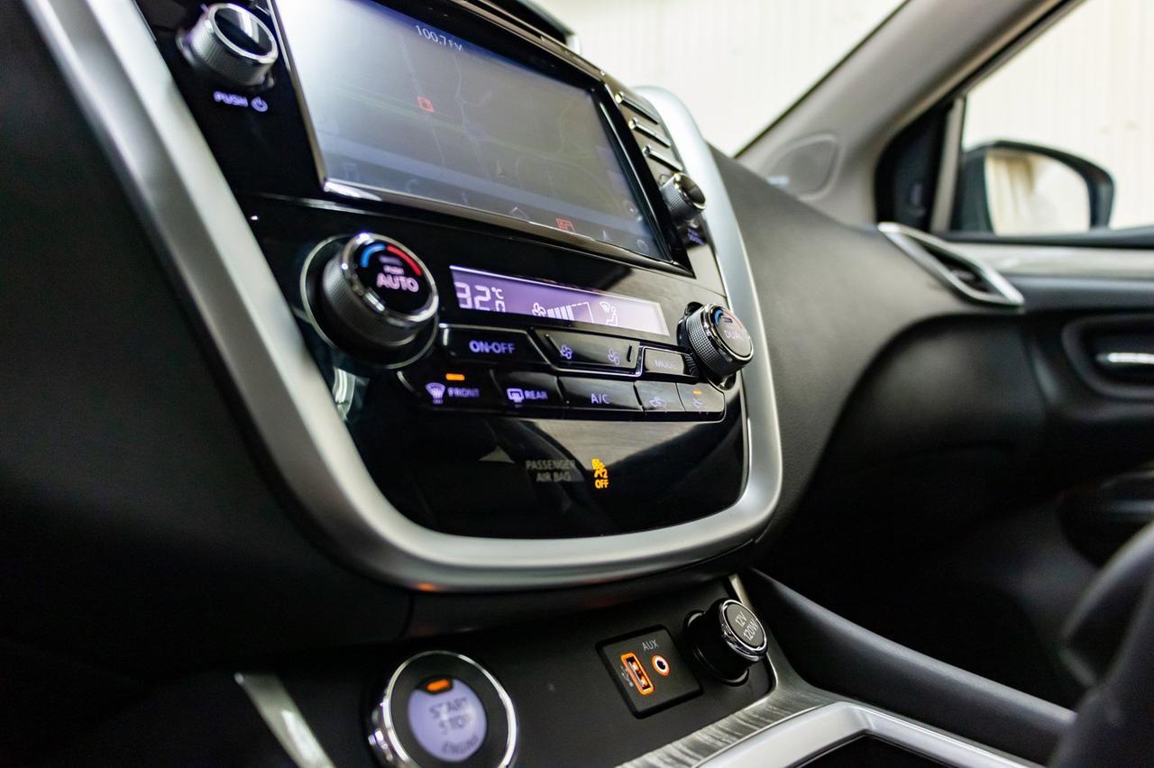 2018 Nissan Murano AWD Platinum Leather Roof Nav Red Deer AB