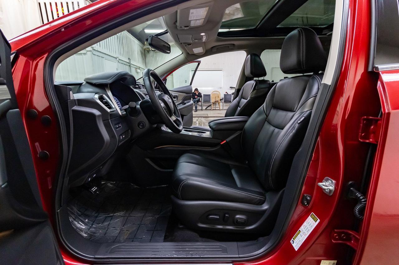 2018 Nissan Murano AWD Platinum Leather Roof Nav Red Deer AB