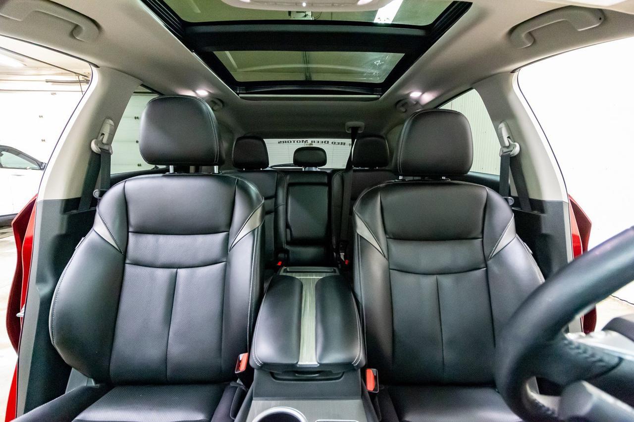 2018 Nissan Murano AWD Platinum Leather Roof Nav Red Deer AB