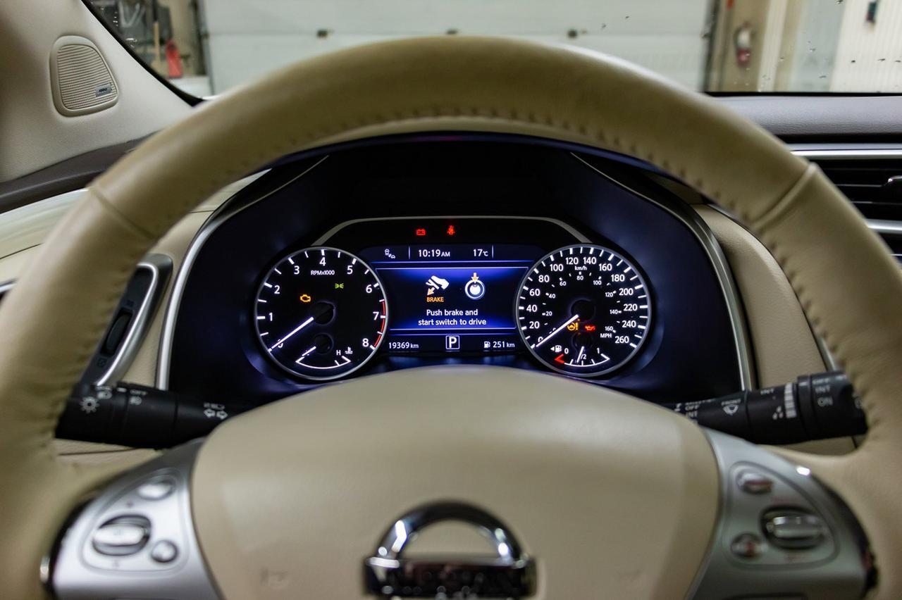 2018 Nissan Murano AWD SL Luxury Edition Leather Roof Nav Red Deer AB