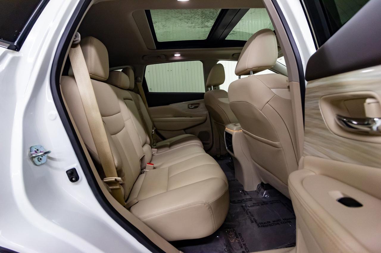 2018 Nissan Murano AWD SL Luxury Edition Leather Roof Nav Red Deer AB