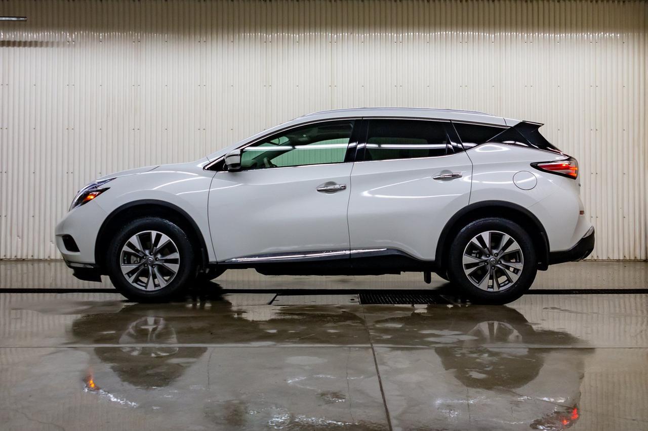 2018 Nissan Murano AWD SL Luxury Edition Leather Roof Nav Red Deer AB