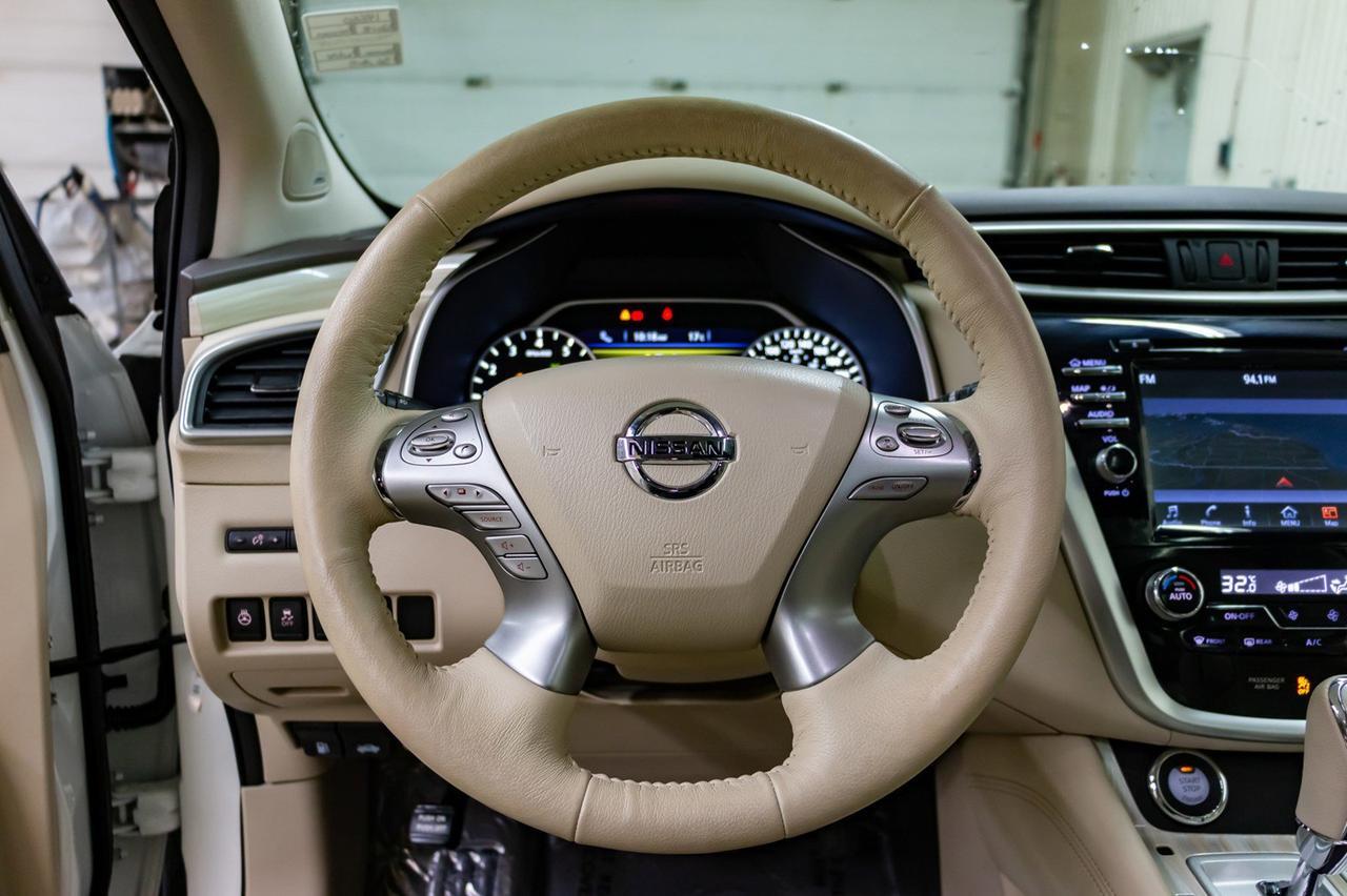 2018 Nissan Murano AWD SL Luxury Edition Leather Roof Nav Red Deer AB